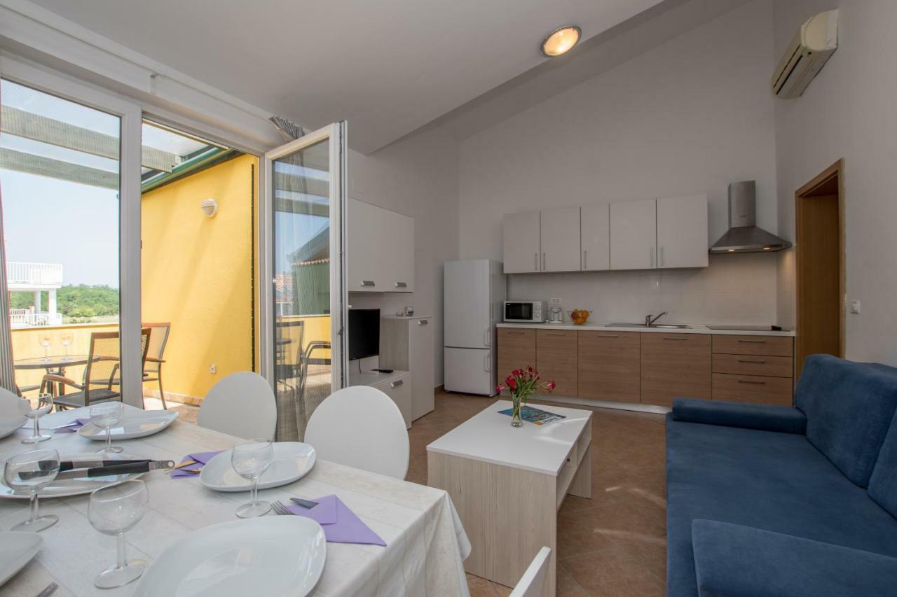 Apartmani Svjetionik Umag Eksteriør billede